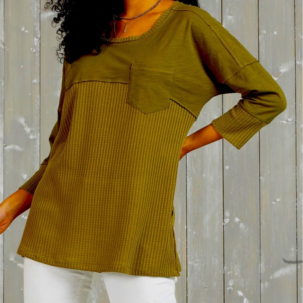 Olive pocket 3/4 length sleeve tunic
